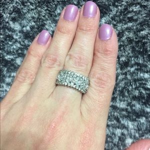 🎉SALE🎉Sterling silver & CZ ring